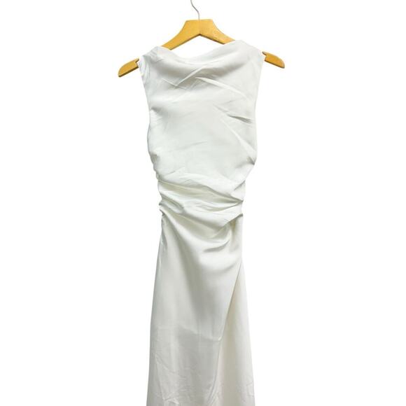 Lulus Effortlessly Sensational White Satin Backless Maxi Dress size XXS NWT - Picture 3 of 9